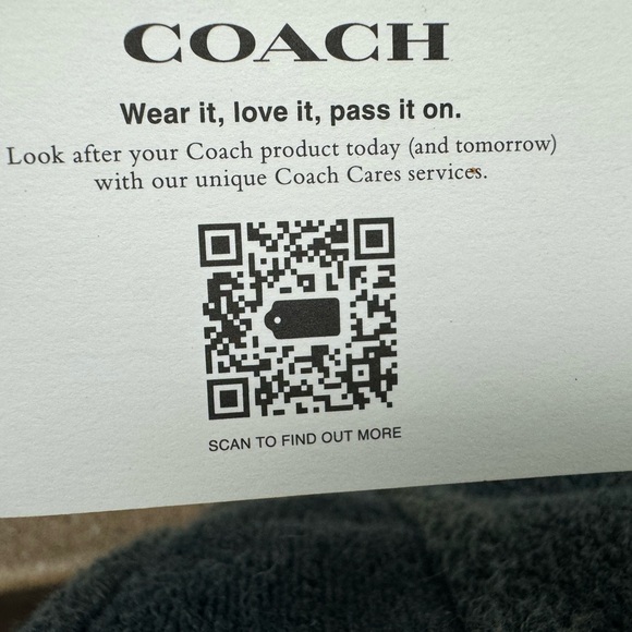 Mollie Tote In Signature Canvas With Jumbo Floral Print - Picture 3 of 9